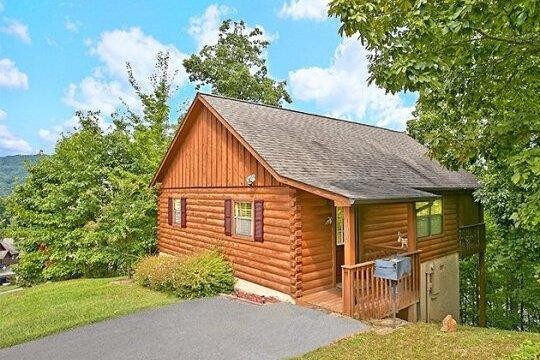 1647 Raccoon Den Way Sevierville, TN 37862 - Photo 1 of 1 Gallery Image 1
