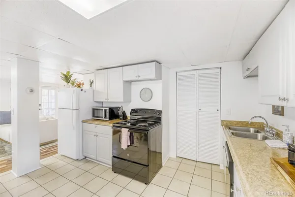 $2,800 | 3474 West Milan Avenue, Unit A, Denver, CO 80236