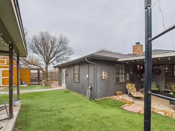 $280,000 | 1611 North Zimmers Street, Pampa, TX 79065