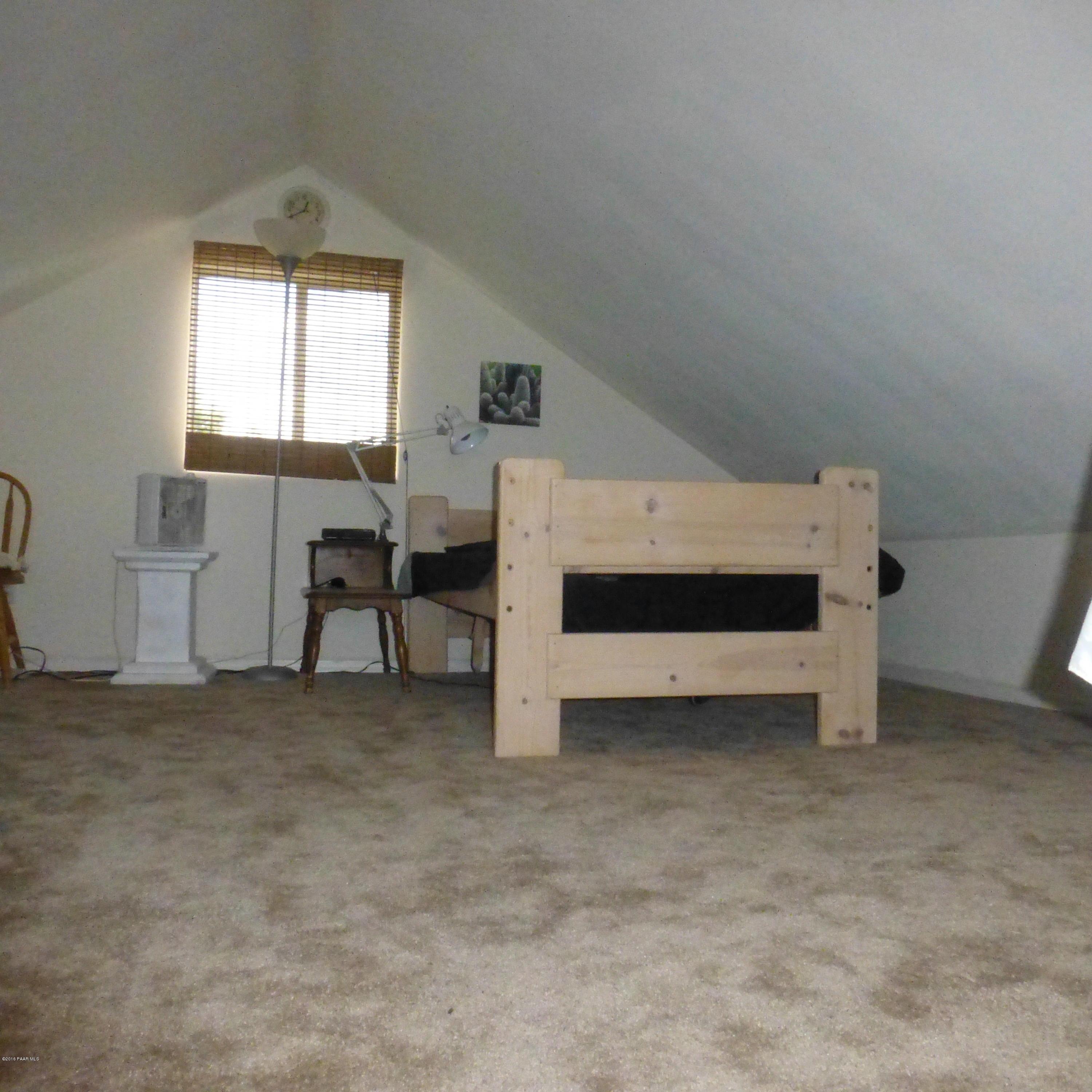 34070 West Elk Run Road Seligman, AZ 86337 - Photo 13 of 24 P1040802