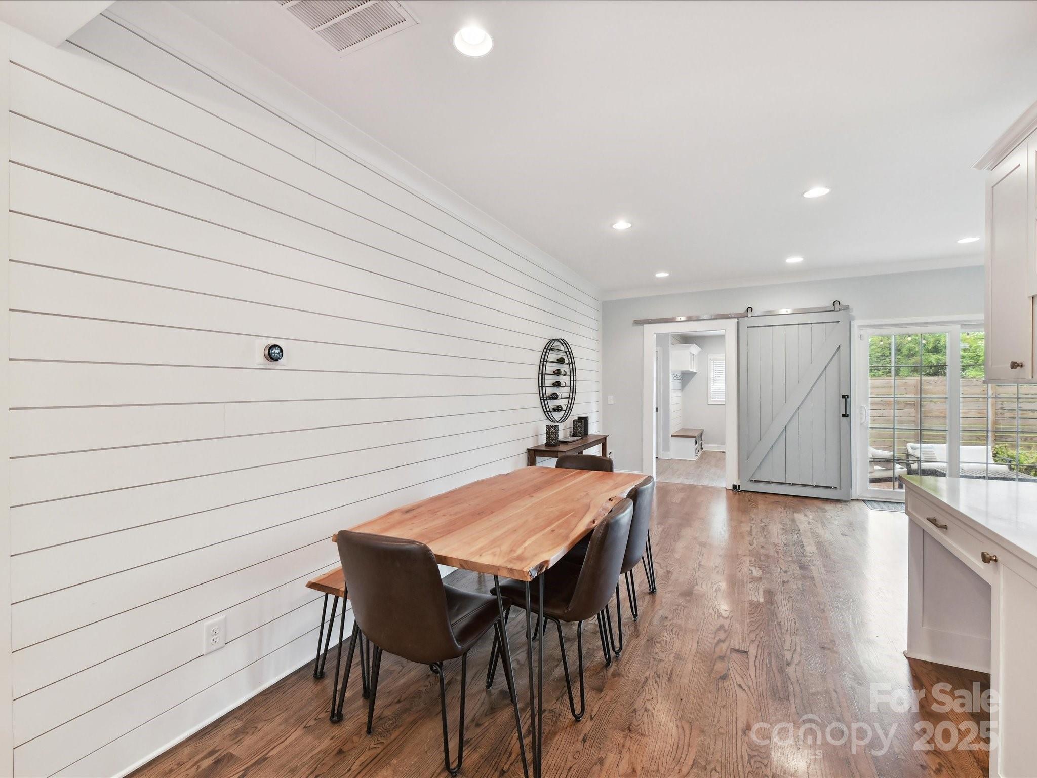 335 Greystone Road Charlotte, NC 28209 - Photo 13 of 37