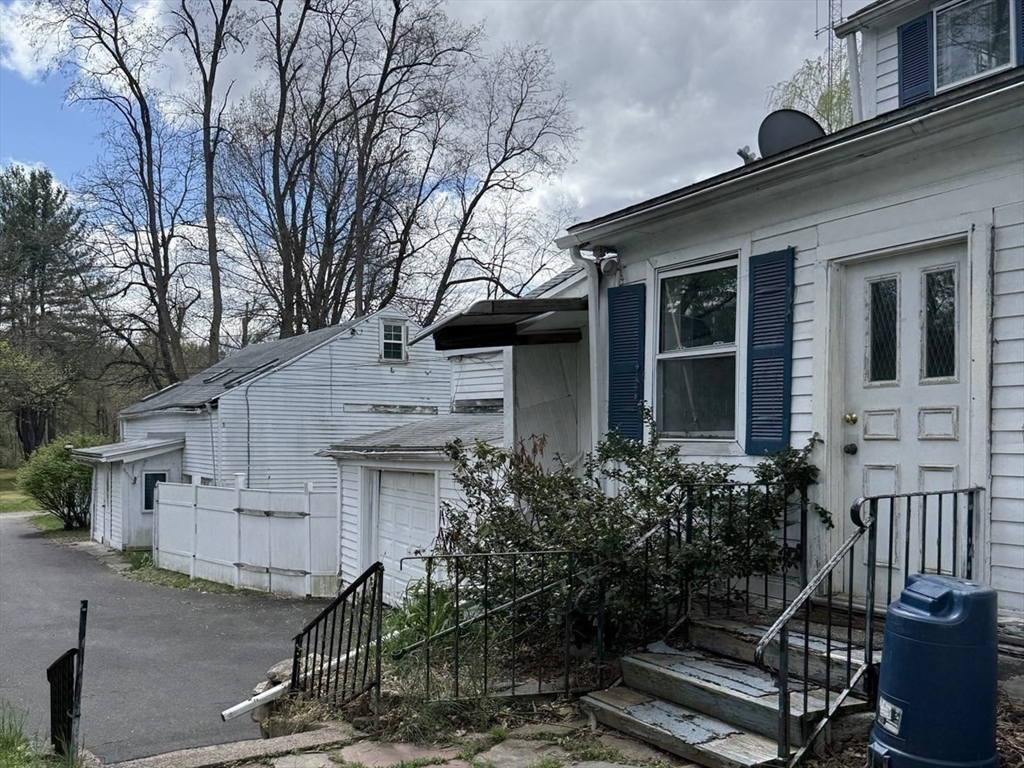 17 Depot Street Southwick, MA 01077 - Photo 6 of 10