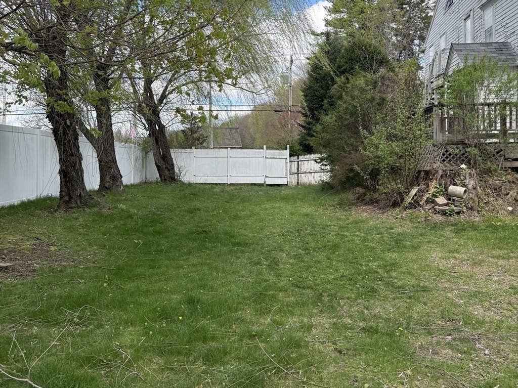 17 Depot Street Southwick, MA 01077 - Photo 7 of 10
