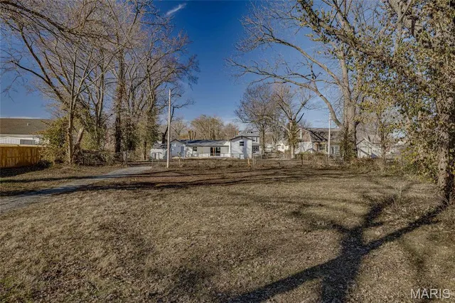 $325,000 | 406 North A Street, Farmington, MO 63640