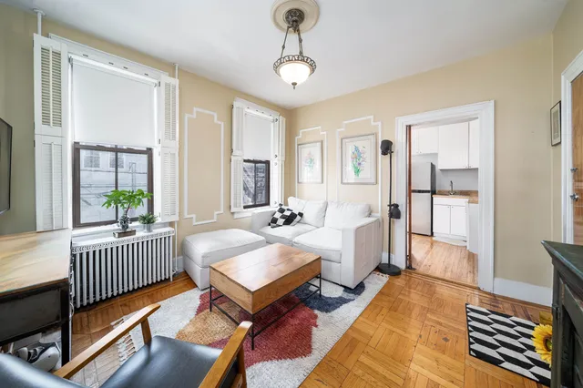 $2,400,000 | 800 Bloomfield Street, Hoboken, NJ 07030