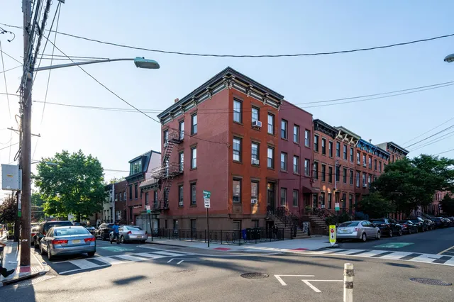 $2,400,000 | 800 Bloomfield Street, Hoboken, NJ 07030