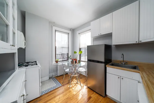 $2,400,000 | 800 Bloomfield Street, Hoboken, NJ 07030