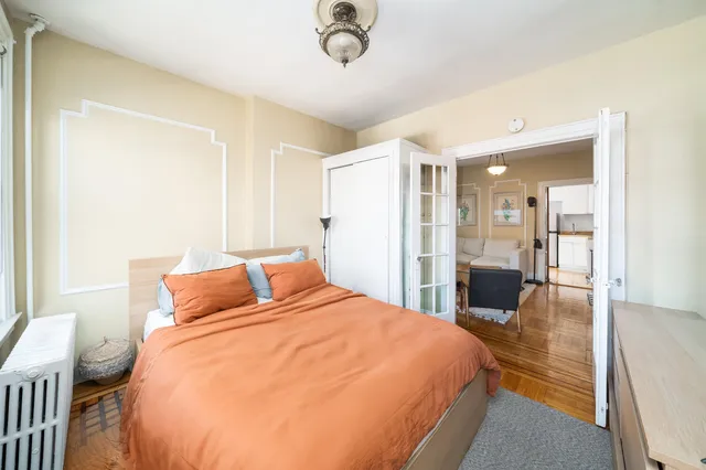 $2,400,000 | 800 Bloomfield Street, Hoboken, NJ 07030