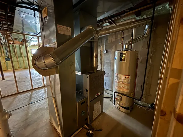 $550,000 | 3401 Thunderbird Lane, Crystal Lake, IL 60012