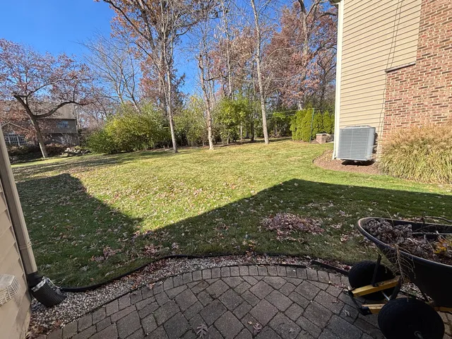 $550,000 | 3401 Thunderbird Lane, Crystal Lake, IL 60012