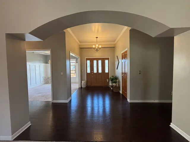 $550,000 | 3401 Thunderbird Lane, Crystal Lake, IL 60012