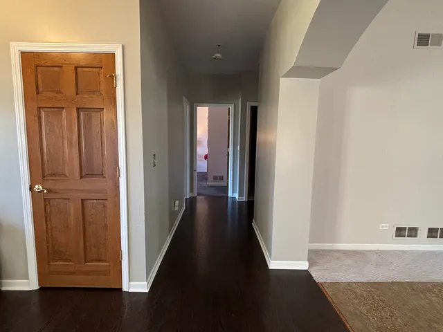 $550,000 | 3401 Thunderbird Lane, Crystal Lake, IL 60012