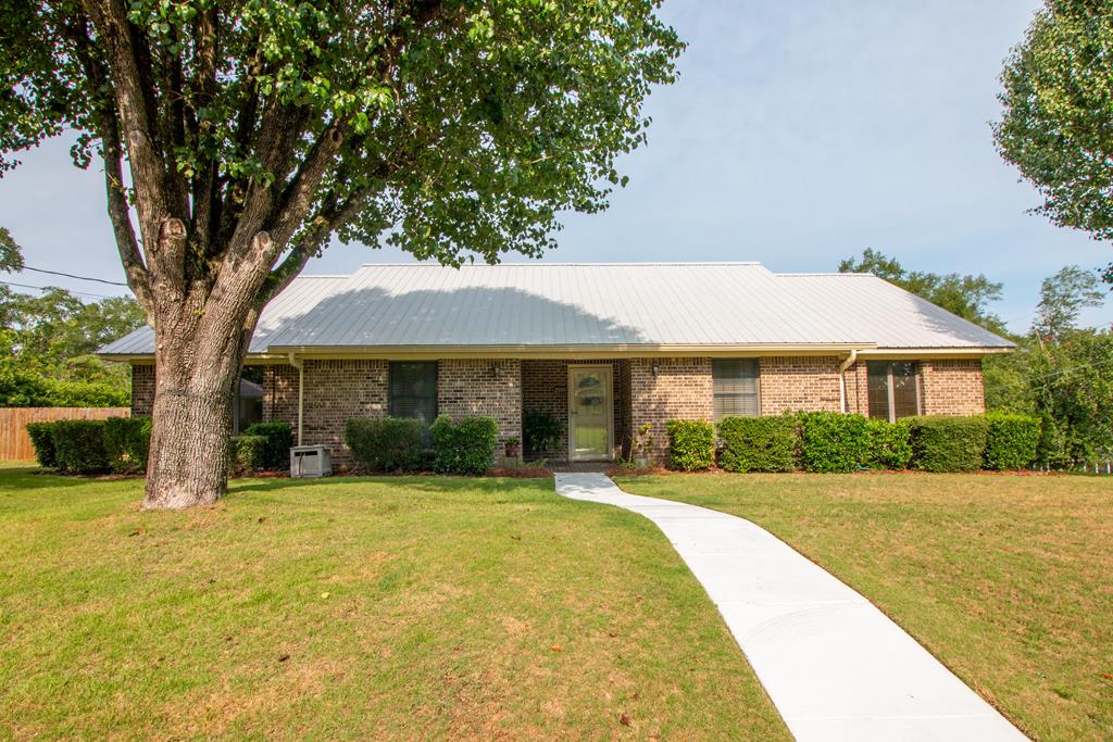 2500 Stonebridge Road Dothan, AL 36301 - Photo 1 of 1 Main View