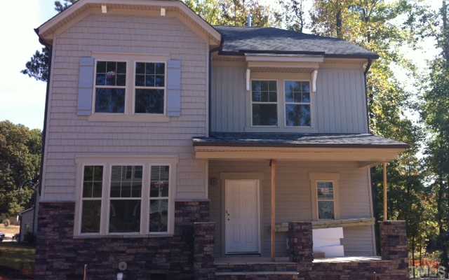 511 Bouree Circle Raleigh, NC 27606 - Photo 1 of 10 a view of front a house
