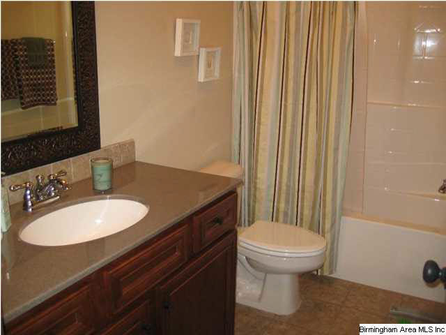 136 Kingston Ridge Birmingham, AL 35211 - Photo 11 of 17