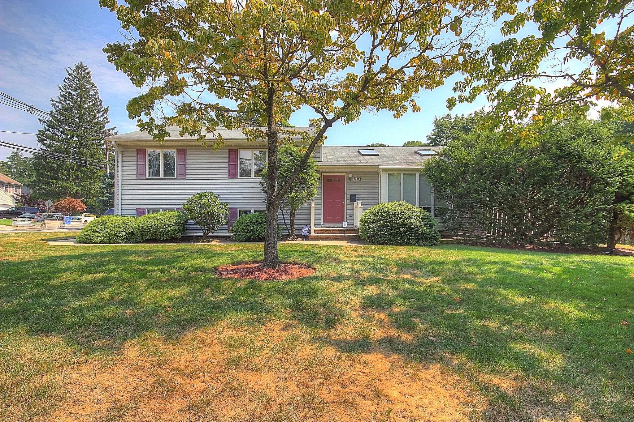 350 Knickerbocker Rd  