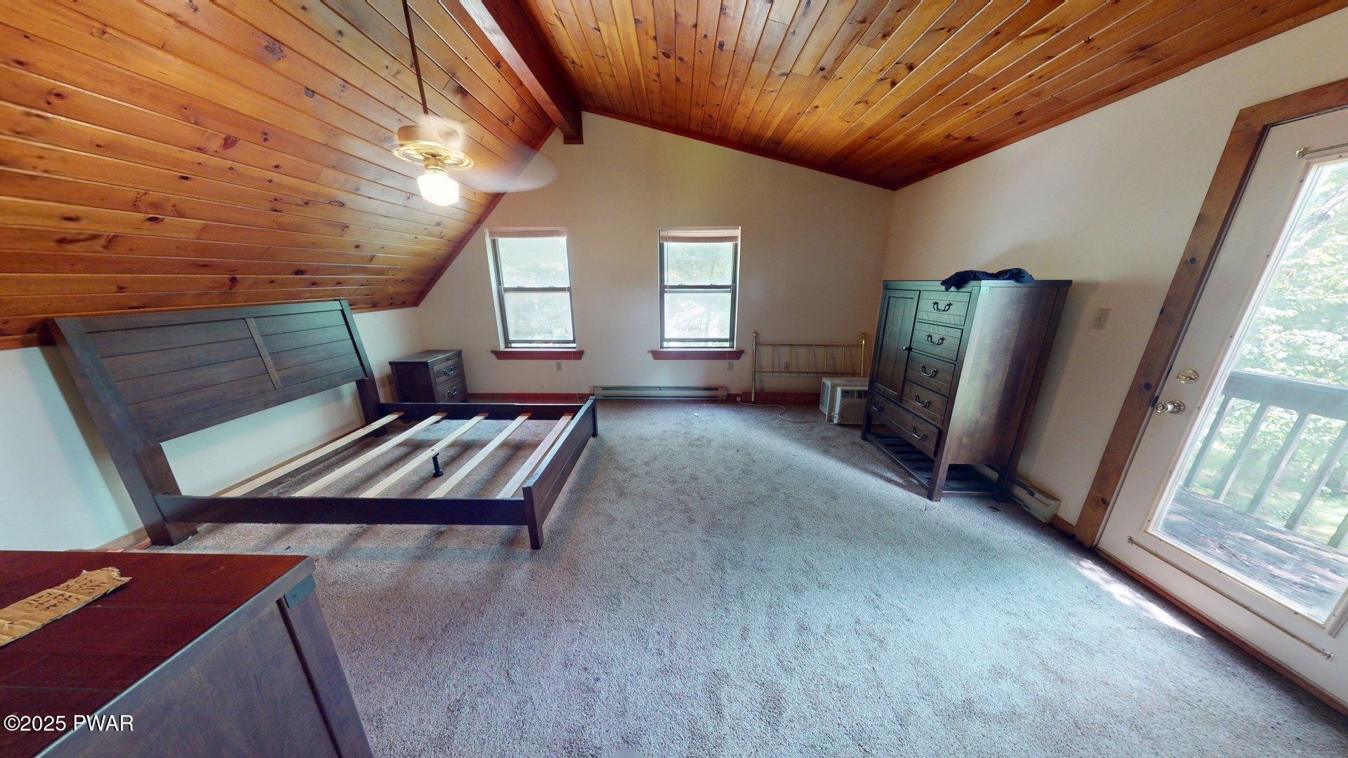373 Hummingbird Trail Bushkill, PA 18324 - Photo 20 of 32 22