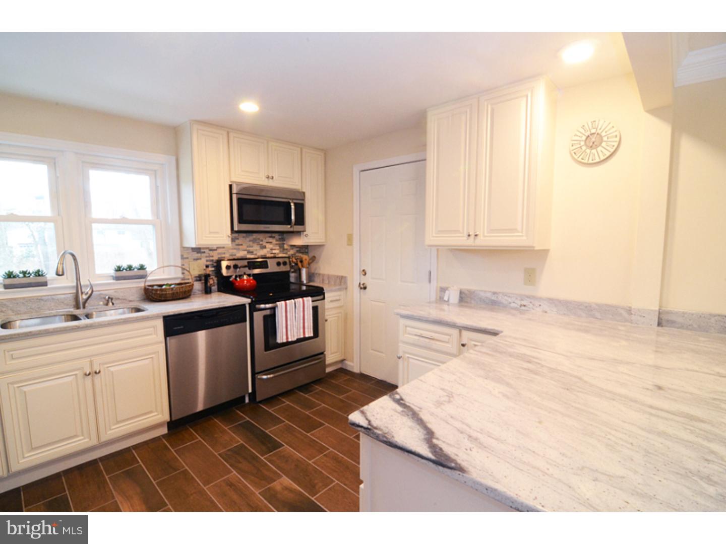 28 Austin Road Yardley, PA 19067 - Photo 5 of 25 Gallery Image 5