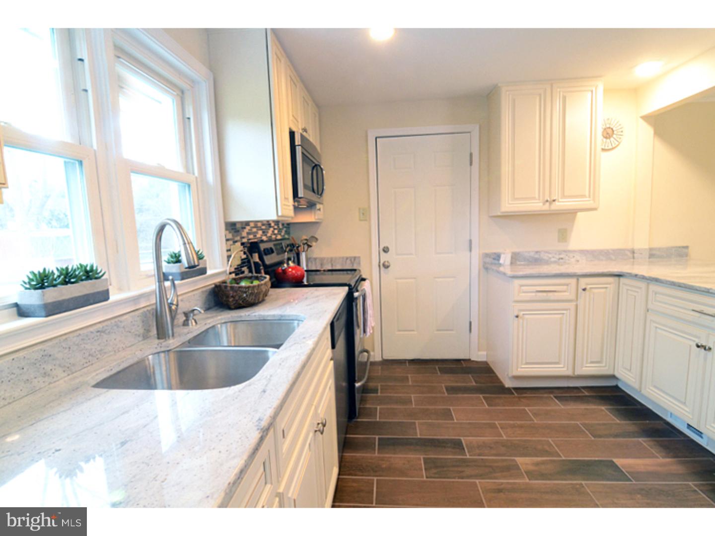 28 Austin Road Yardley, PA 19067 - Photo 7 of 25 Gallery Image 7