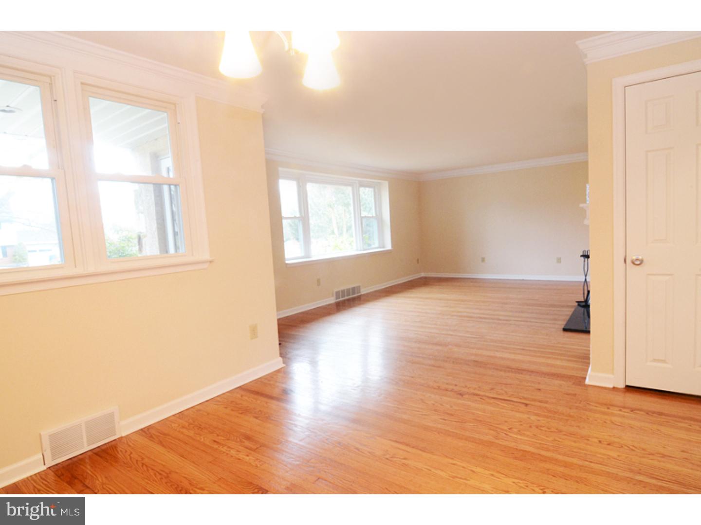28 Austin Road Yardley, PA 19067 - Photo 10 of 25 Gallery Image 10