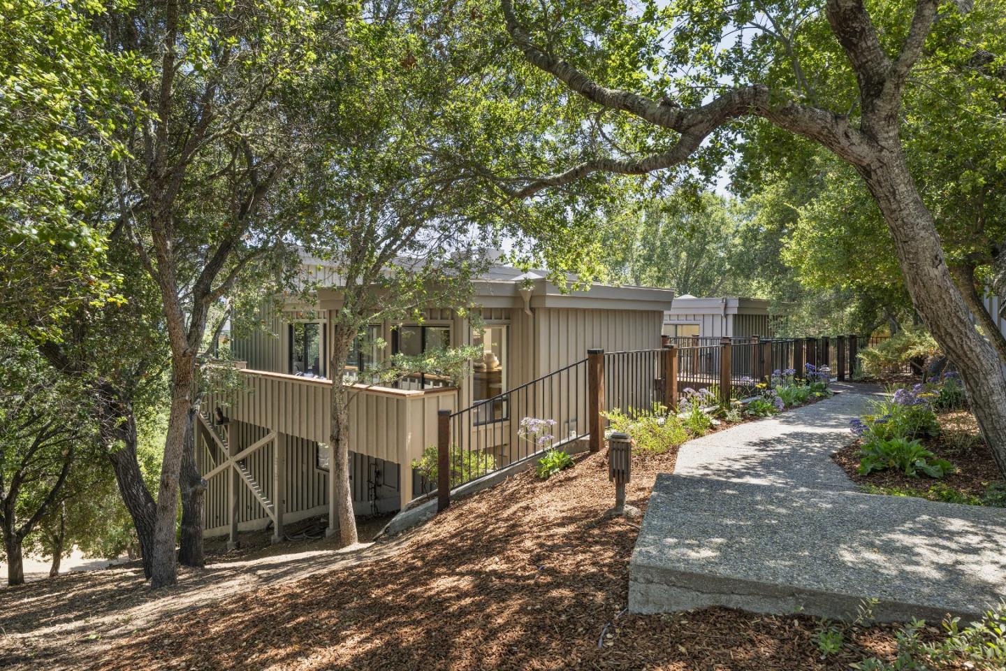 2 Franciscan Ridge Portola Valley, CA 94028 - Photo 38 of 39 Gallery Image 38