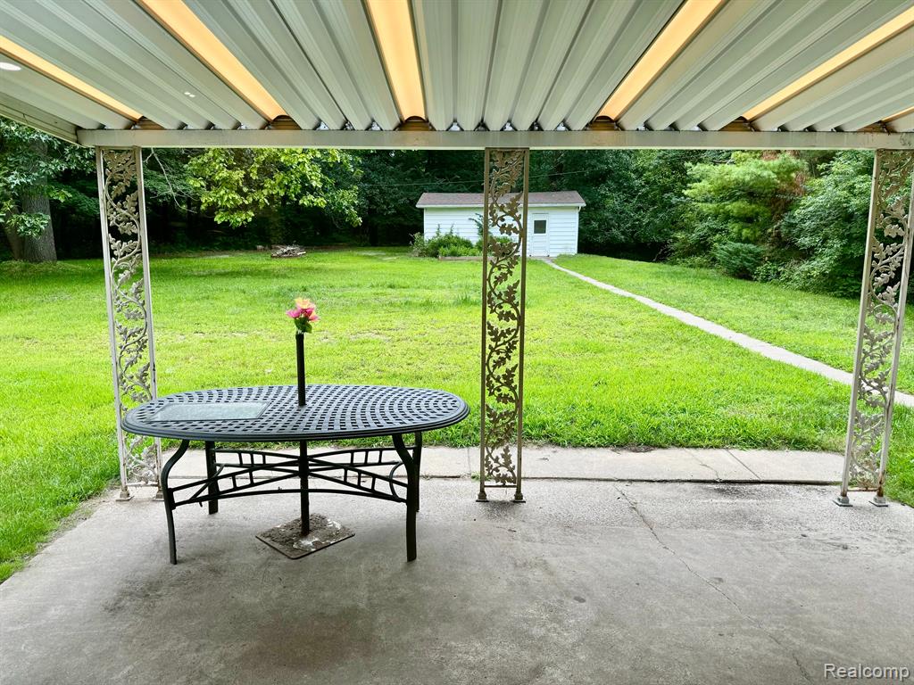 4111 Blood Road Metamora, MI 48455 - Photo 20 of 57