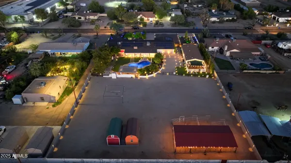 $2,000,000 | 15220 North 27th Street, Phoenix, AZ 85032