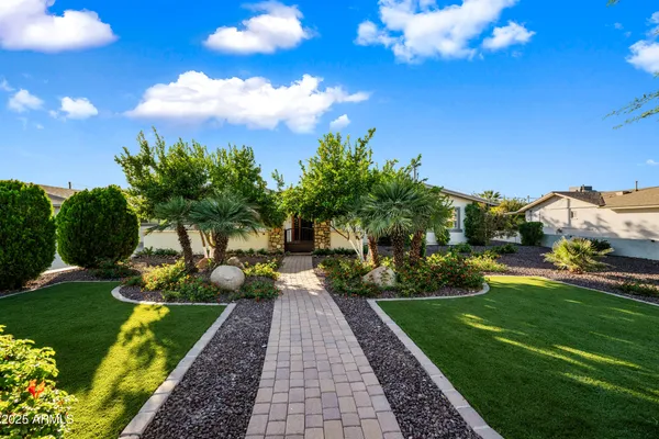 $2,000,000 | 15220 North 27th Street, Phoenix, AZ 85032