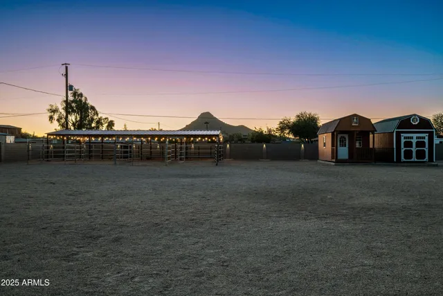 $2,990,000 | 15220 North 27th Street, Phoenix, AZ 85032