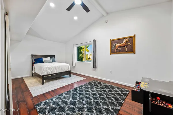 $2,000,000 | 15220 North 27th Street, Phoenix, AZ 85032