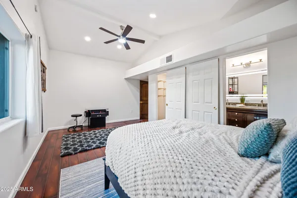 $2,000,000 | 15220 North 27th Street, Phoenix, AZ 85032