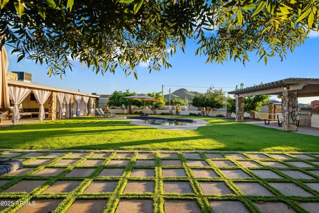 $2,990,000 | 15220 North 27th Street, Phoenix, AZ 85032