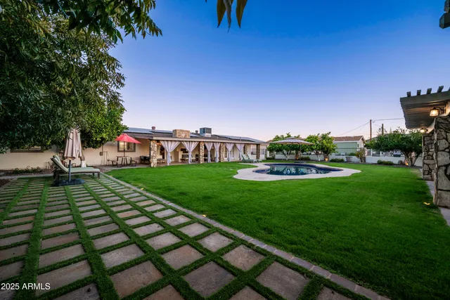 $2,990,000 | 15220 North 27th Street, Phoenix, AZ 85032