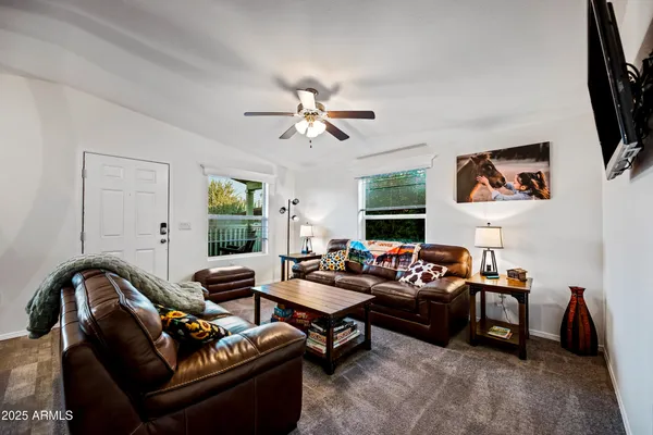 $2,000,000 | 15220 North 27th Street, Phoenix, AZ 85032