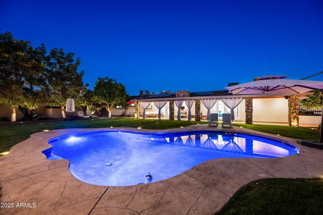 $2,990,000 | 15220 North 27th Street, Phoenix, AZ 85032