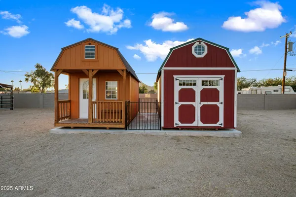 $2,000,000 | 15220 North 27th Street, Phoenix, AZ 85032