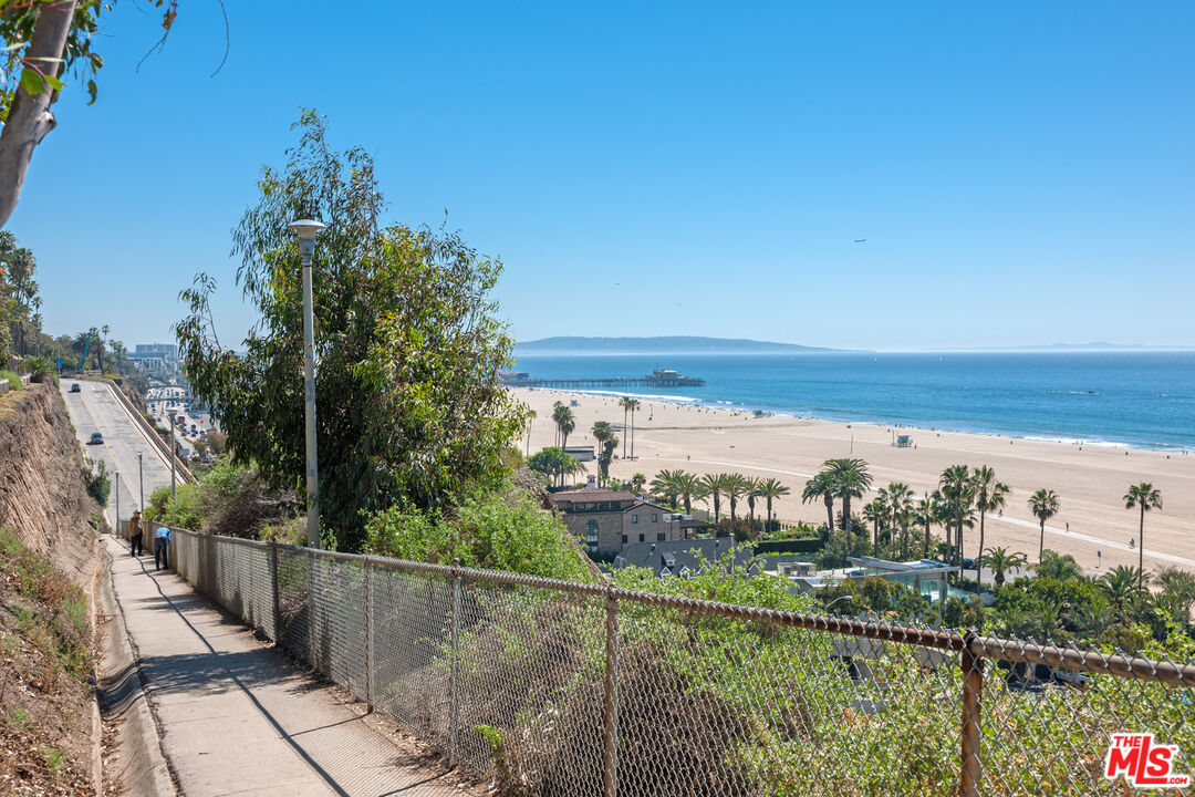 1032 3rd Street, Unit 101 Santa Monica, CA 90403 - Photo 73 of 74