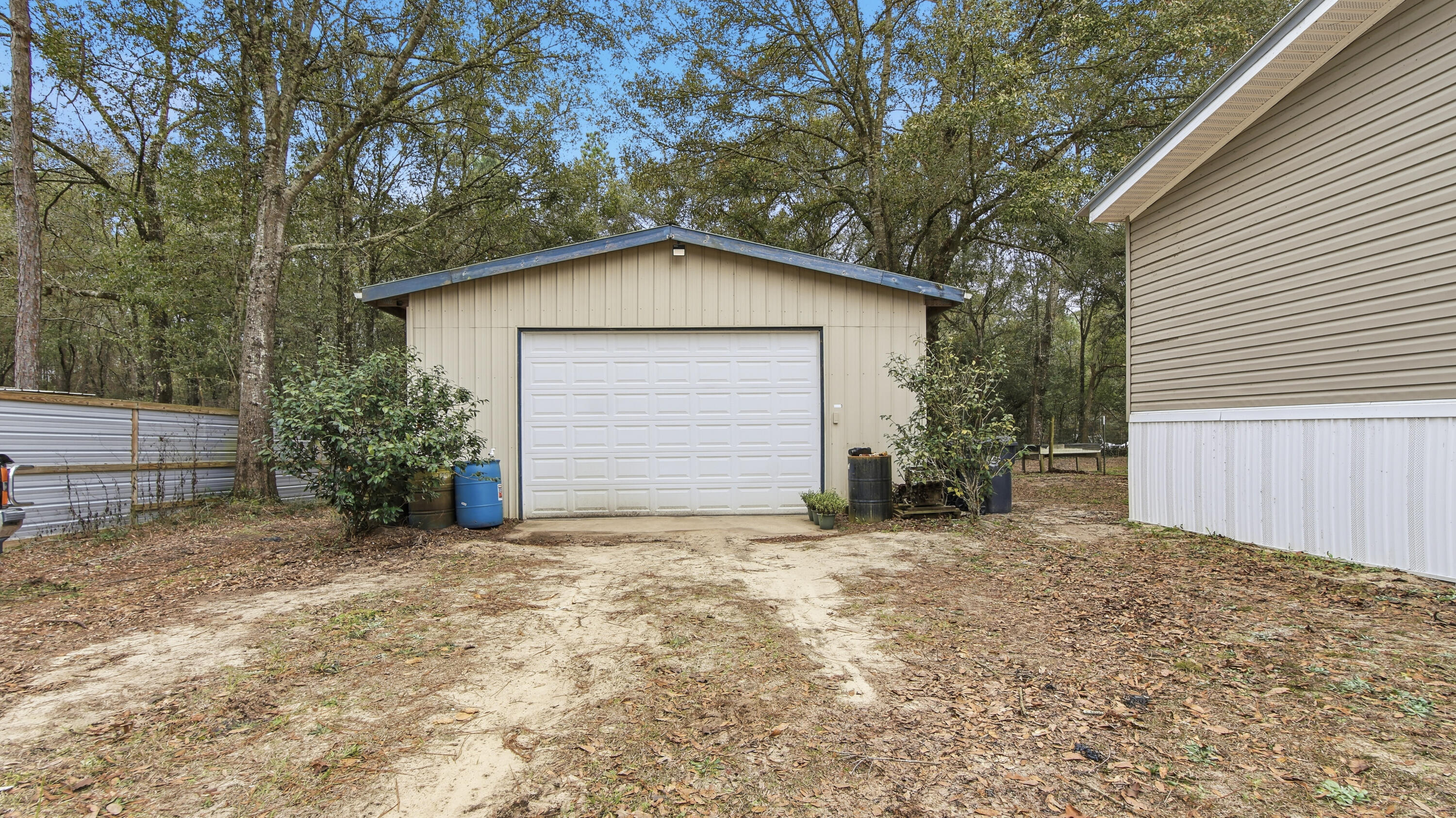 543 Cat Island Road DeFuniak Springs, FL 32433 - Photo 4 of 32 DSC00477 (1)