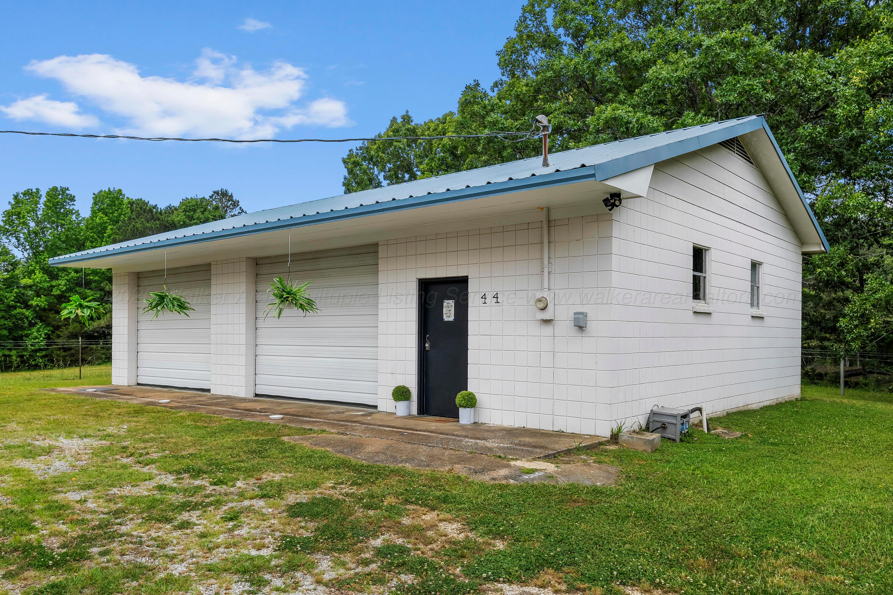 44 Clark Road Jasper, AL 35503 - Photo 14 of 16 A7R06527