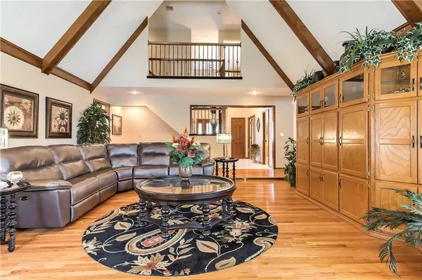 $875,000 | 1303 Hawk Creek Drive, Blue Springs, MO 64015