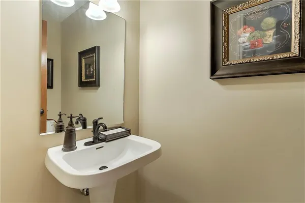 $875,000 | 1303 Hawk Creek Drive, Blue Springs, MO 64015