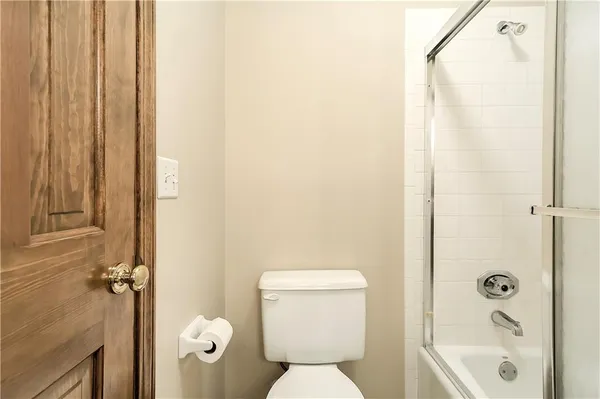 $875,000 | 1303 Hawk Creek Drive, Blue Springs, MO 64015