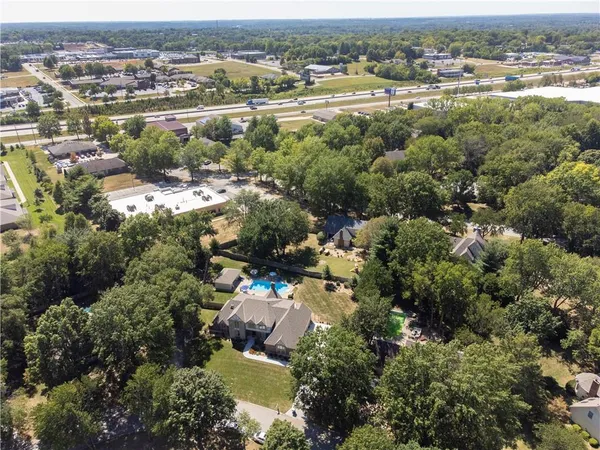 $875,000 | 1303 Hawk Creek Drive, Blue Springs, MO 64015