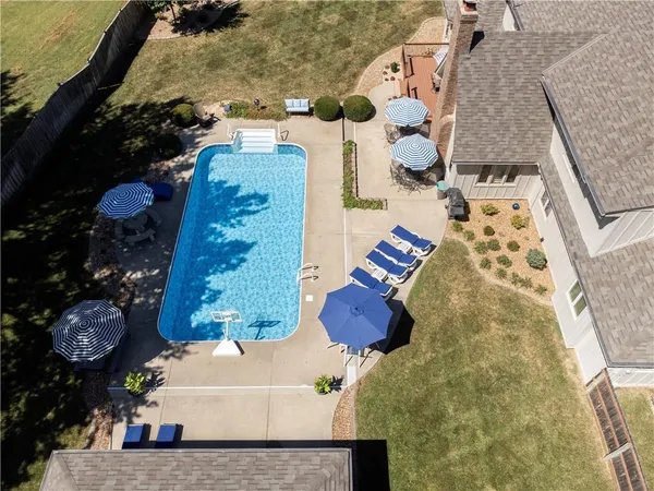 $875,000 | 1303 Hawk Creek Drive, Blue Springs, MO 64015