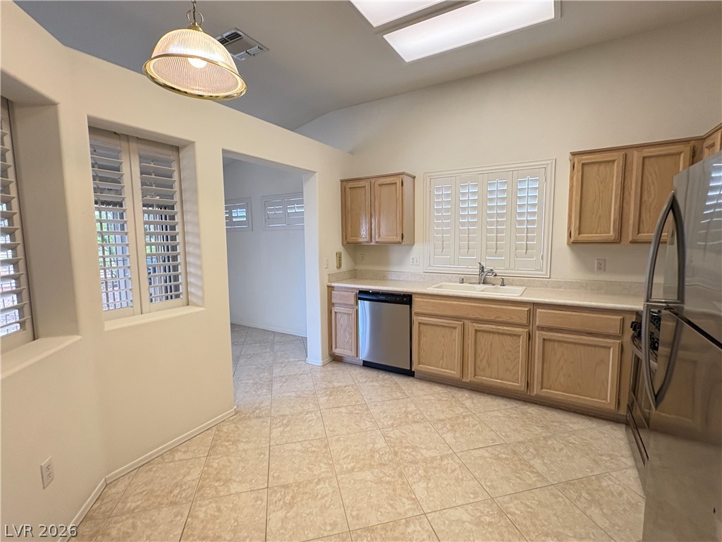 482 Dalgreen Place Henderson, NV 89012 - Photo 4 of 16