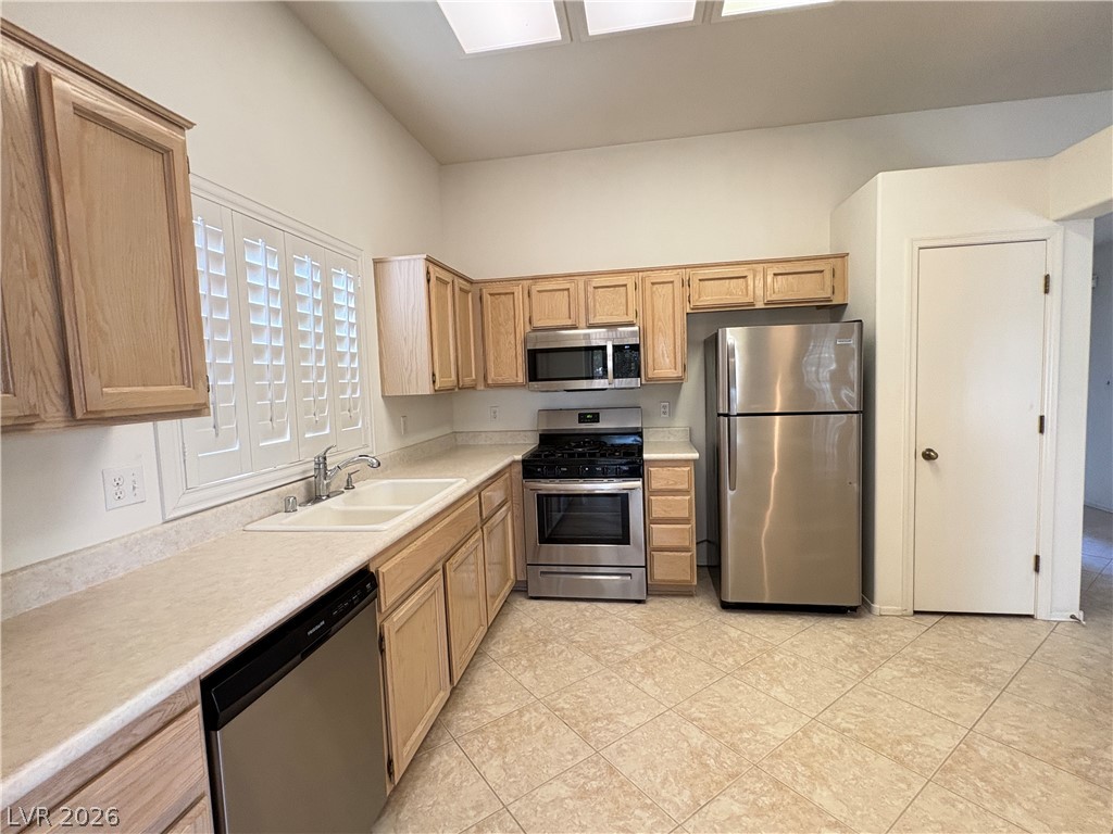 482 Dalgreen Place Henderson, NV 89012 - Photo 6 of 16