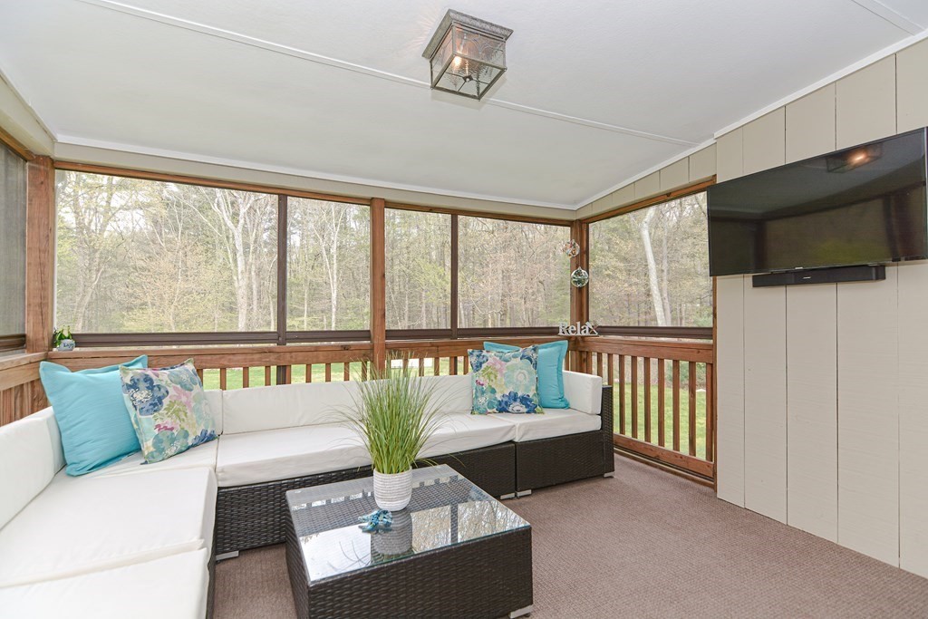47 Carl Road Walpole, MA 02081 - Photo 14 of 29 Gallery Image 14