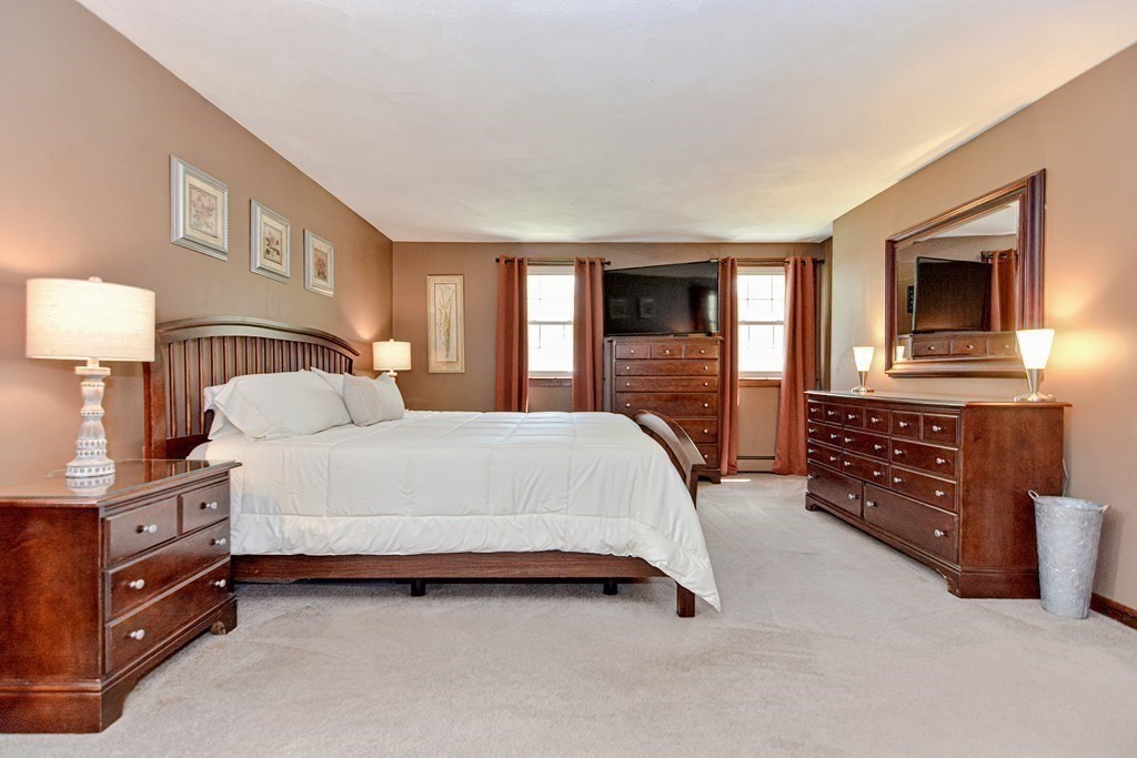 47 Carl Road Walpole, MA 02081 - Photo 17 of 29 Gallery Image 17
