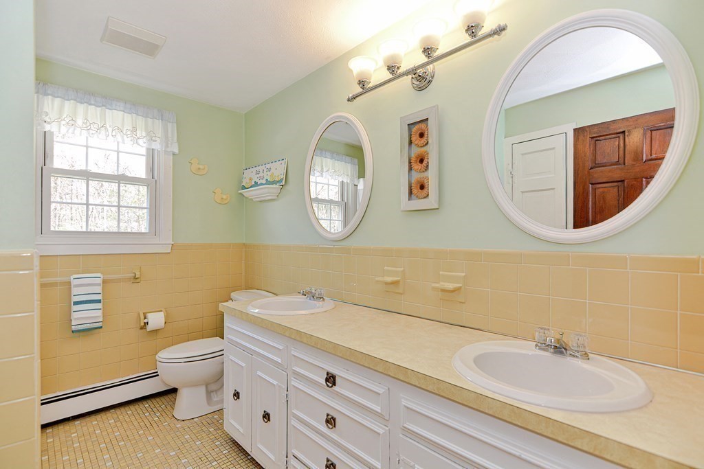 47 Carl Road Walpole, MA 02081 - Photo 20 of 29 Gallery Image 20