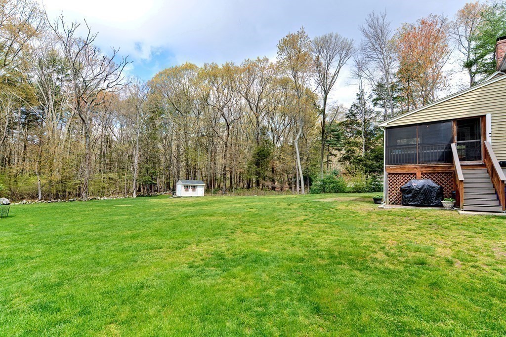 47 Carl Road Walpole, MA 02081 - Photo 4 of 29 Gallery Image 4